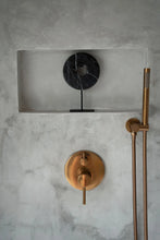 Load image into Gallery viewer, THE MARBLE DISC ON STAND - BLACK - S