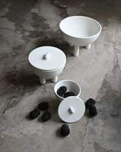 Load image into Gallery viewer, DUCK BOWL, BIG - BONE WHITE