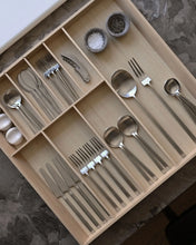 Load image into Gallery viewer, KOGEI CUTLERY - BRUSHED STEEL (16 pcs)