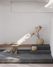 Load image into Gallery viewer, ORIMONO VASE, MEDIO - SAND