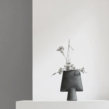 Load image into Gallery viewer, SPHERE VASE SQUARE, MINI - DARK GREY