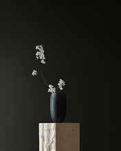 Load image into Gallery viewer, SUNAO VASE SLIM, MINI- BLACK