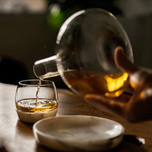Load image into Gallery viewer, CHILL CARAFE WITH MARBLE BASE
