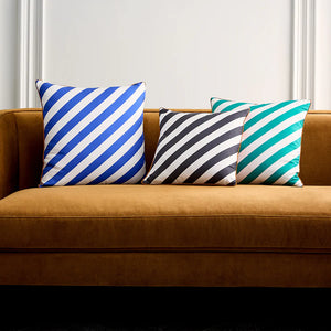US KIT CABANA SILK PILLOW - BLACK/ WHITE 16x16 (34670/1170) - 34671