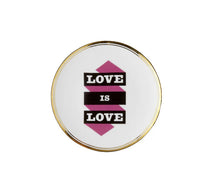Load image into Gallery viewer, COUP FLAT PLATE CM.17 LOVE IS LOVE