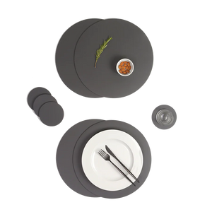 RUCA ROUND PLACEMAT GRAFITE (GREY 80 ) (SET OF 4)