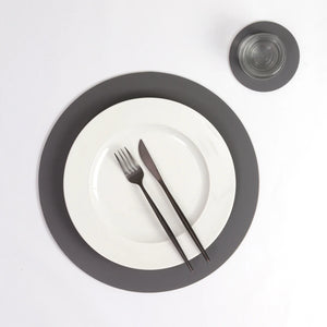 RUCA ROUND PLACEMAT GRAFITE (GREY 80 ) (SET OF 4)