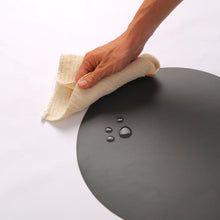 Load image into Gallery viewer, RUCA ROUND PLACEMAT GRAFITE (GREY 80 ) (SET OF 4)