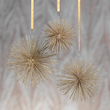 Load image into Gallery viewer, WIRE STAR BURST ORNAMENT - CHAMPAGNE - MEDIUM