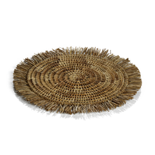 Load image into Gallery viewer, TROPICAL PANDAN FRINGED PLACEMAT - ROUND