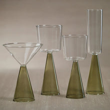 Load image into Gallery viewer, VENETO GLASSWARE - GREEN -RED WINE GLASS (SET OF 4)