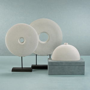 LILY ALL - WHITE CERAMIC VASE - SHORT