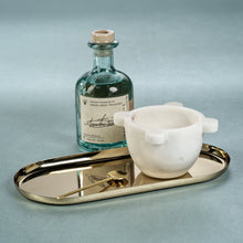 Load image into Gallery viewer, PARK LANE VERSATILE OVAL TRAY GOLD MEDIUM