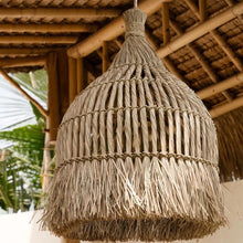 Load image into Gallery viewer, THE GUAGUA PENDANT NATURAL M