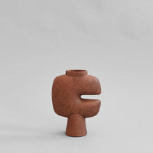 Load image into Gallery viewer, TRIBAL VASE, MEDIO - TERRACOTTA
